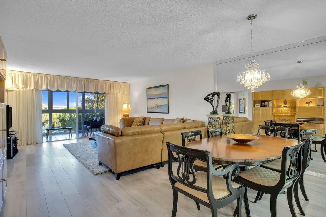 Photo of Unit D4 at 1603 Abaco Drive