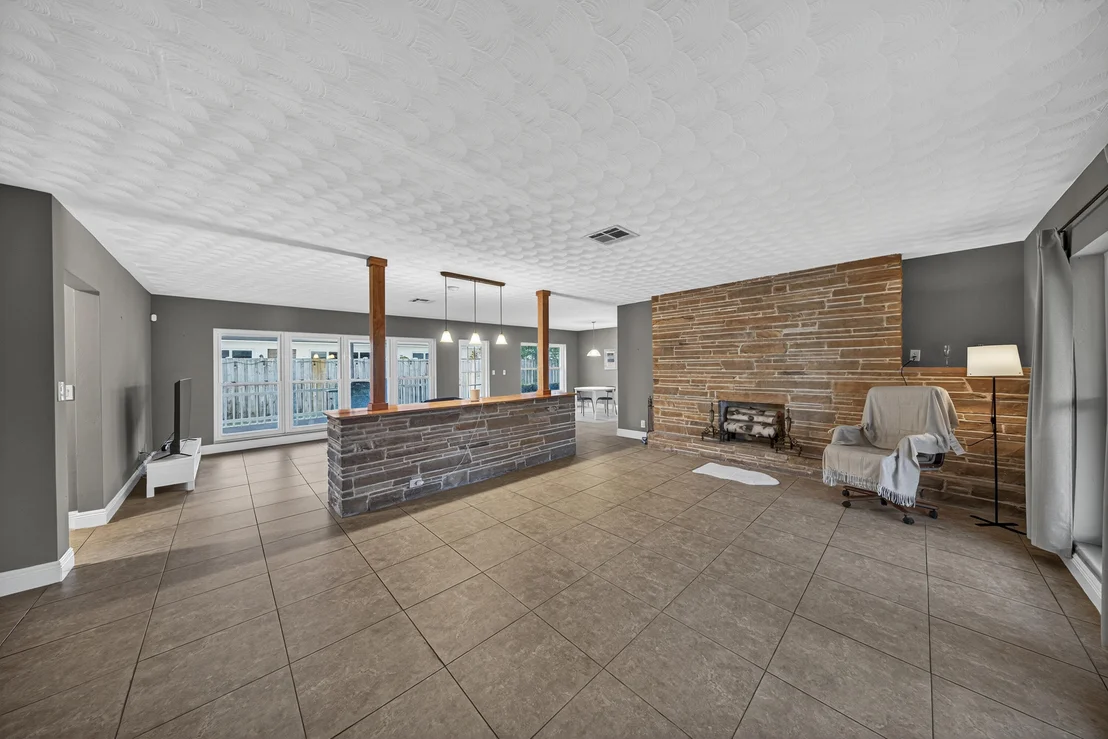 Photo of 2750 SE 3rd Street