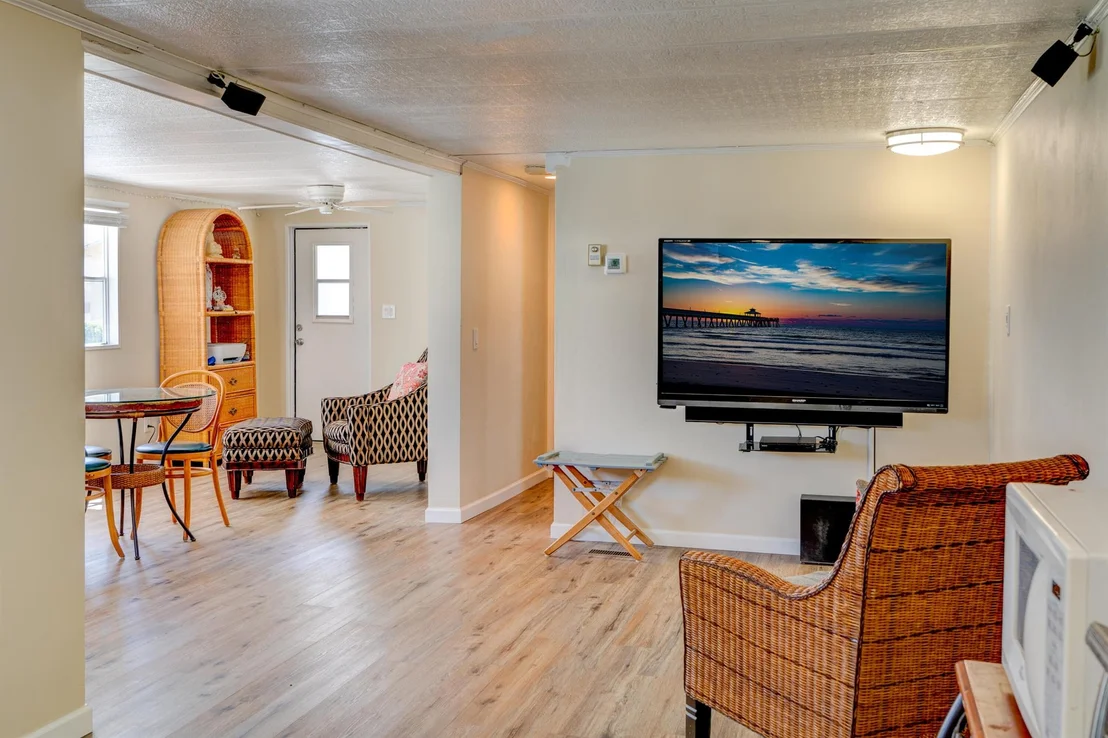 Photo of Unit D at 201 Eagle Drive
