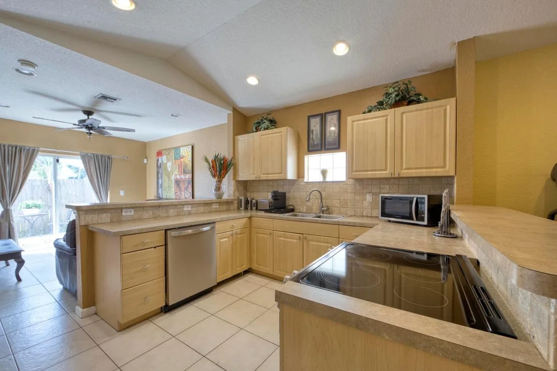 Photo of 416 Circle Drive S