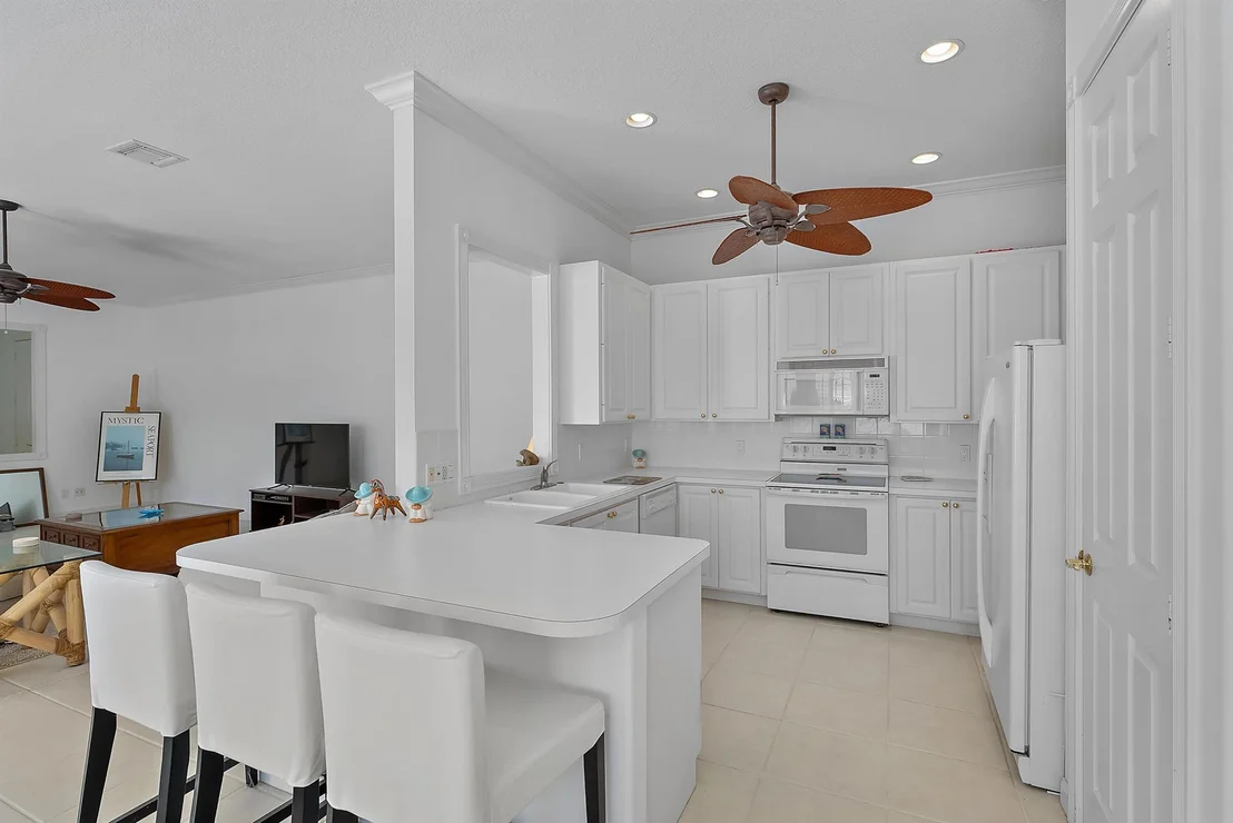 Photo of 213 Barbados Drive