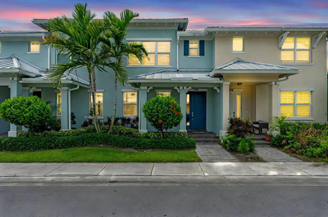 Photo of Unit 5 at 1190 Eucalyptus Drive