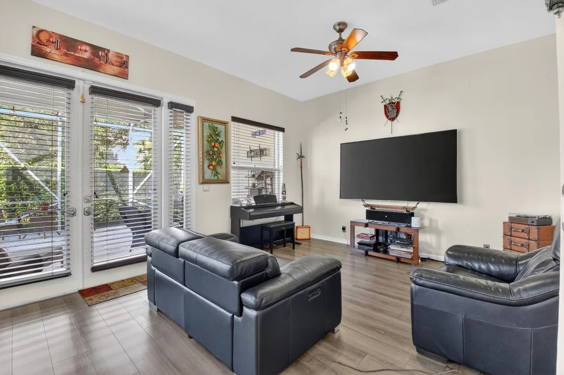 Photo of 4325 Key Lime Boulevard