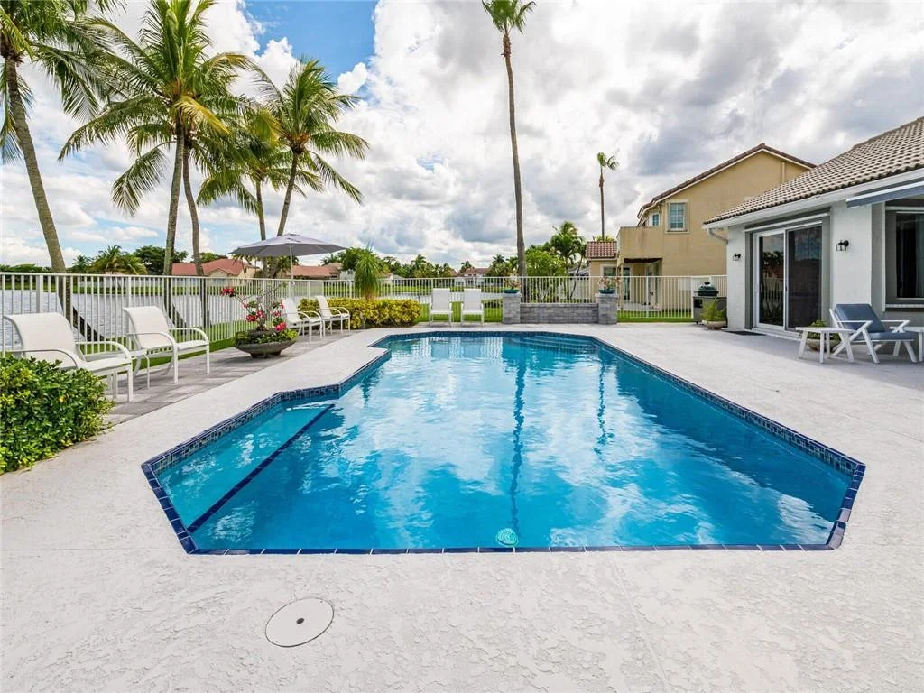 Photo of 1080 Capistrano