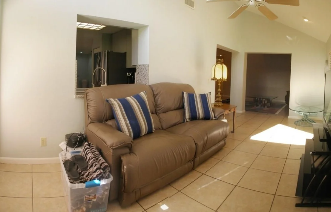 Photo of 2280 Columbia