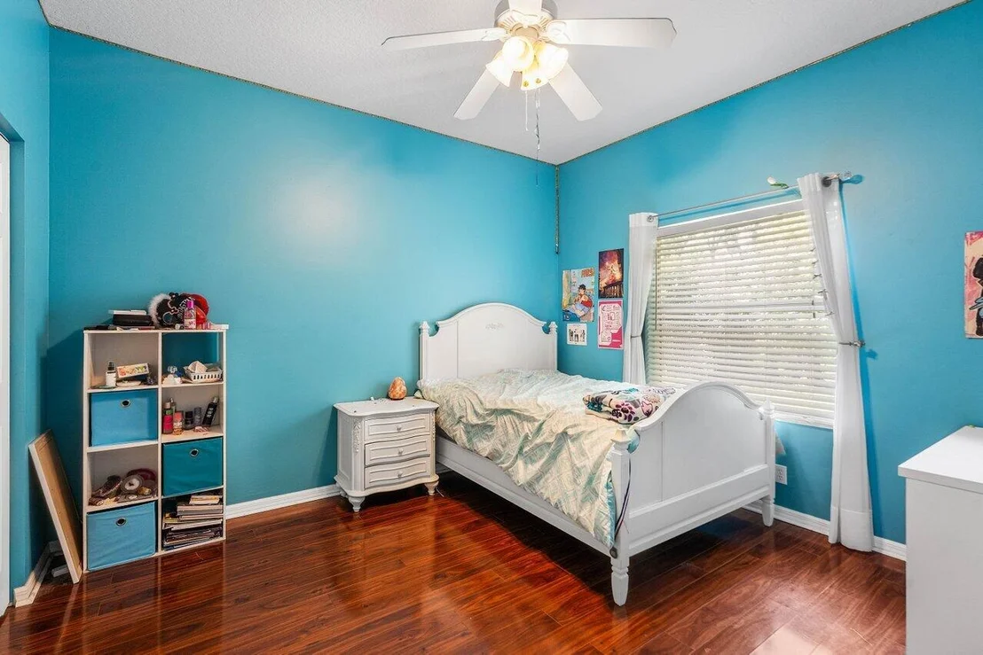 Photo of 11302 Edgewater Circle