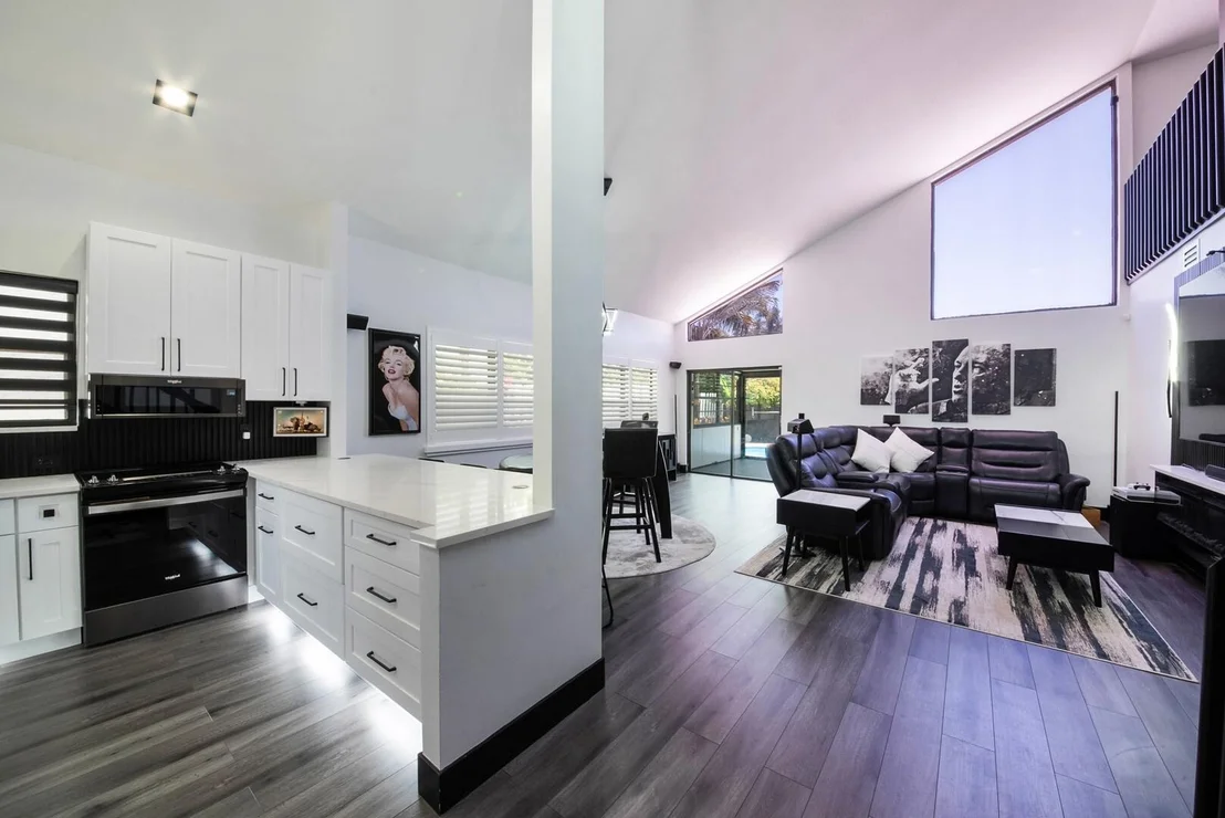 Photo of 8658 Kimble Way