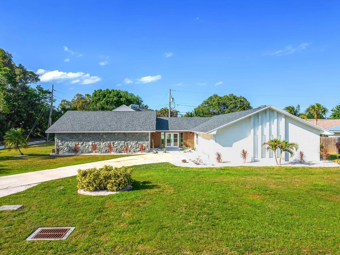 Photo of 1163 NW 12th Terrace