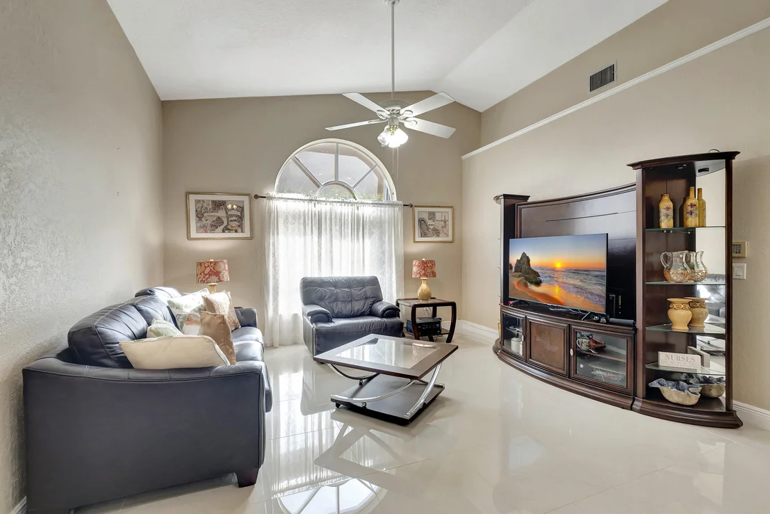 Photo of 9268 Lake Serena Drive