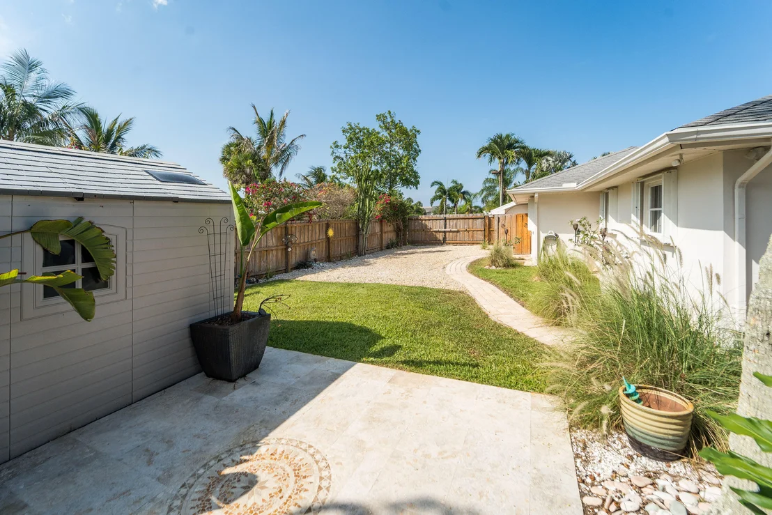 Photo of 18 Saddleback Road