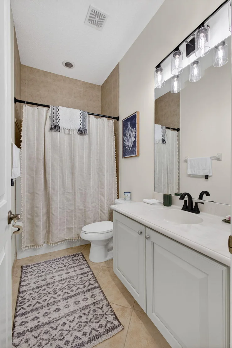 Photo of 132 Midleton Way
