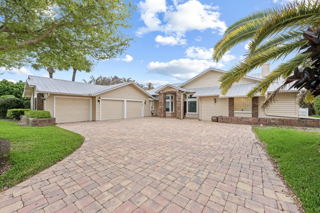 Photo of 69 Cache Cay Drive