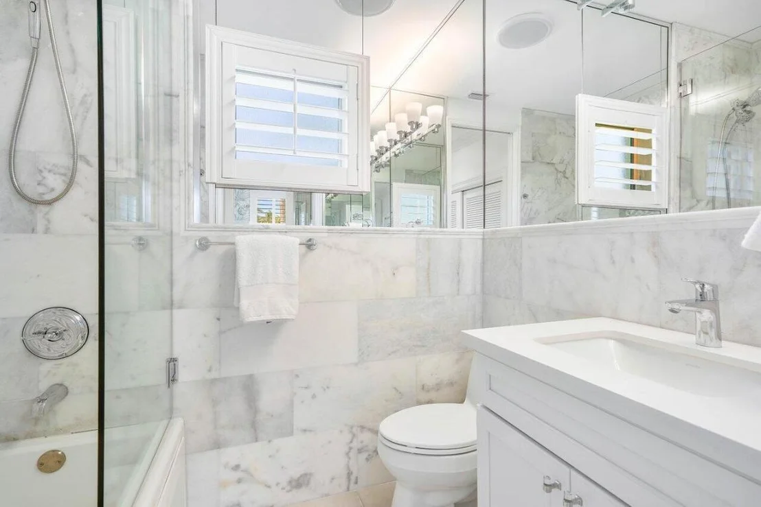 Photo of 2160 SE Golfview Lane
