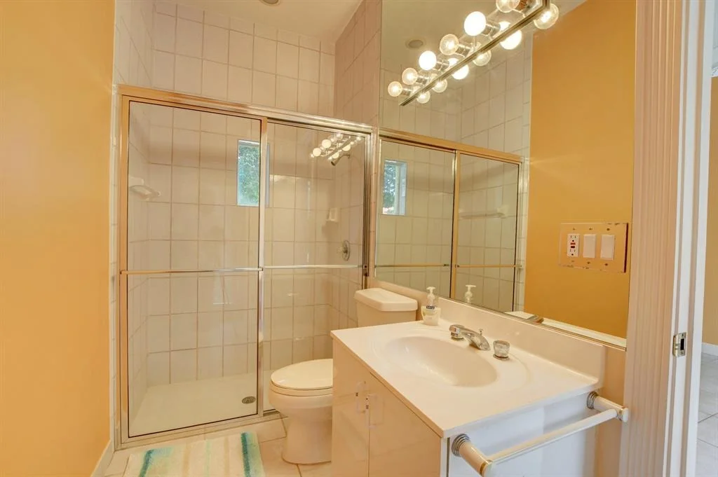 Photo of 7064 Mandarin Drive
