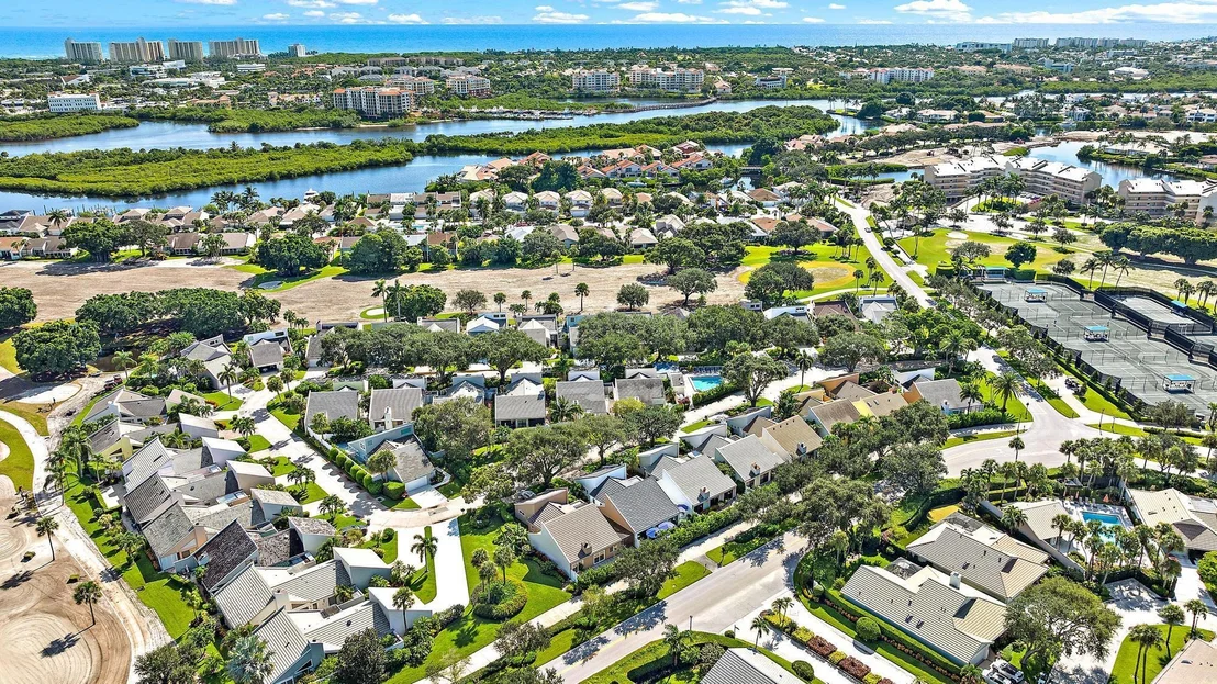Photo of 17060 Traverse Circle