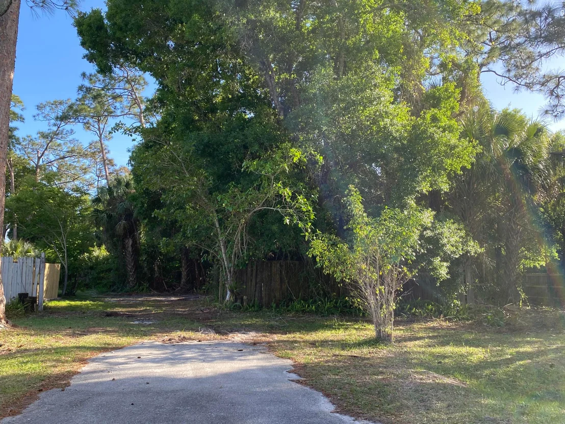 Photo of 7303 Roberts Road