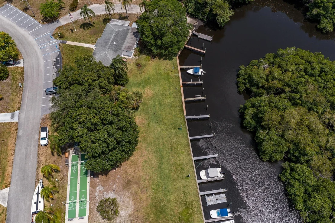 Photo of 1114 Stillwater Drive