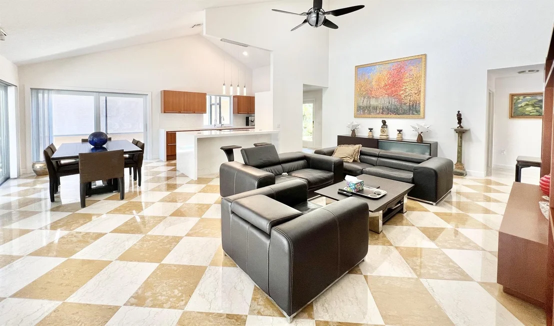 Photo of 214 River Park Drive