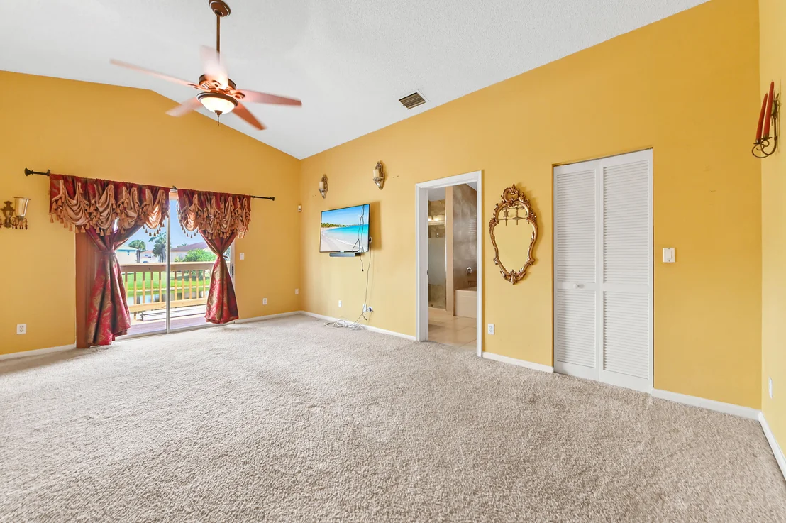 Photo of 6205 Lansdowne Circle