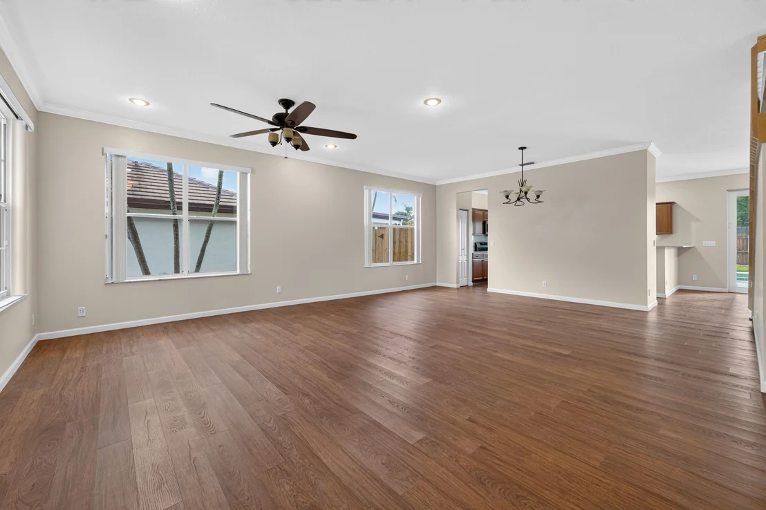 Photo of 5581 Descartes Circle