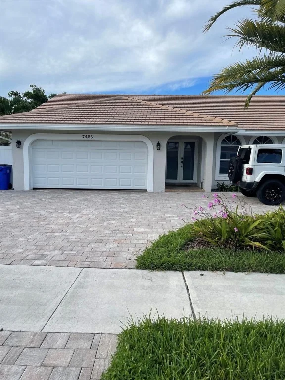 Photo of 7485 Royal Palm Boulevard