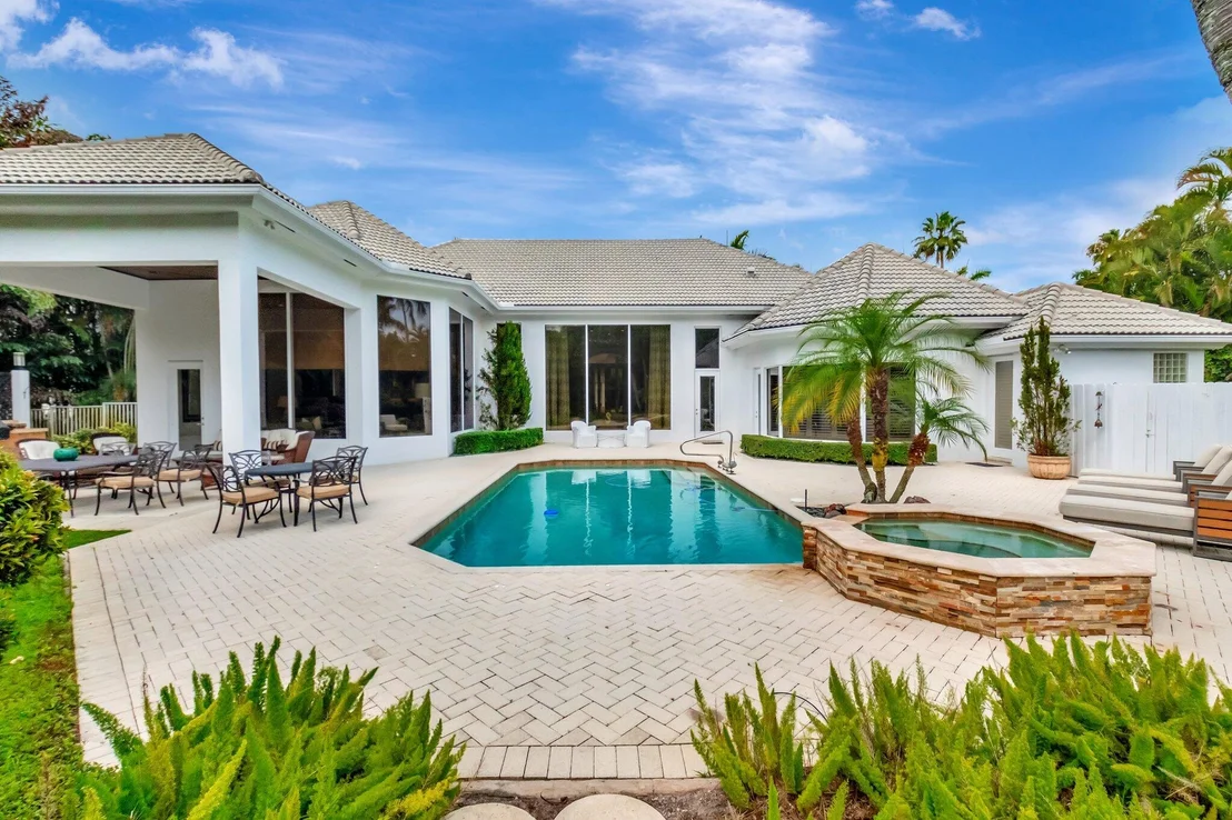 Photo of 17652 Lake Estates Drive