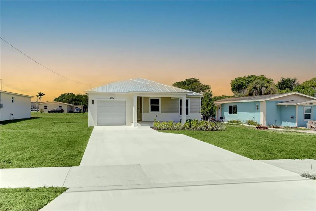 Photo of 5584 SE 47th Avenue