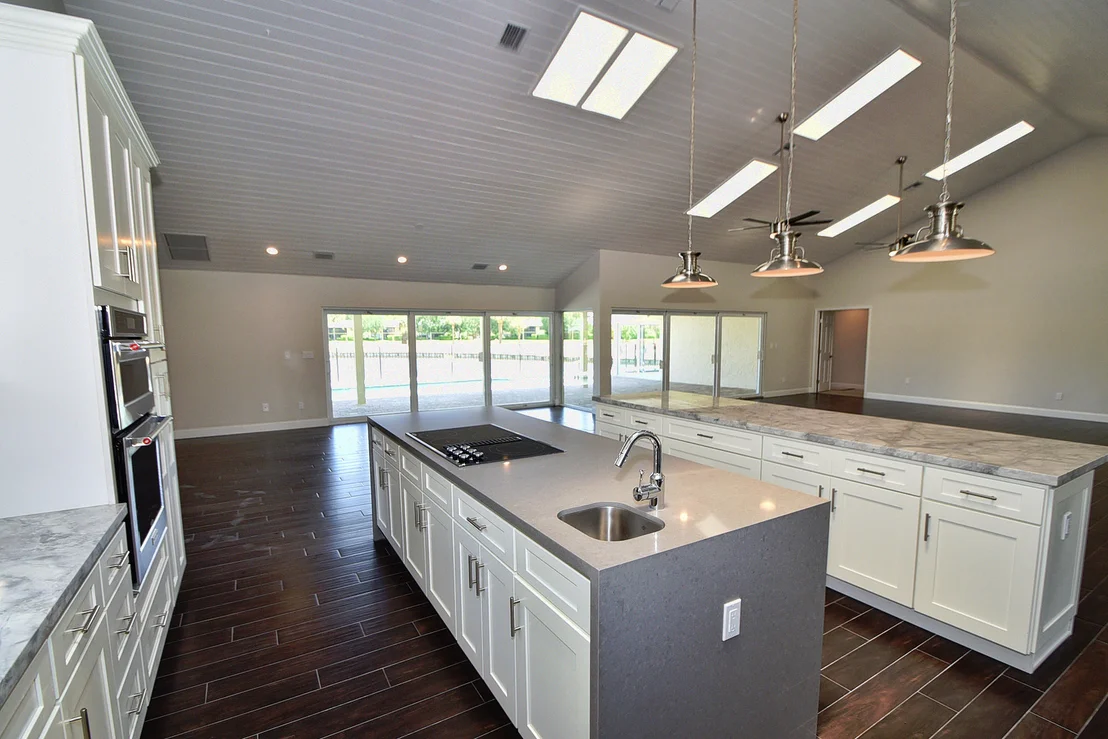 Photo of 3835 Live Oak Boulevard