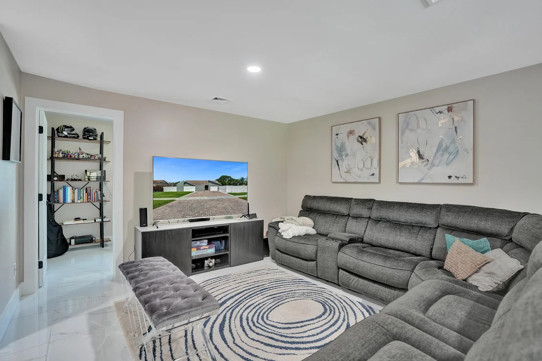 Photo of 3010 CORMORANT Road