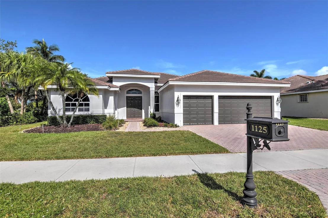 Photo of 1125 Waterside Circle