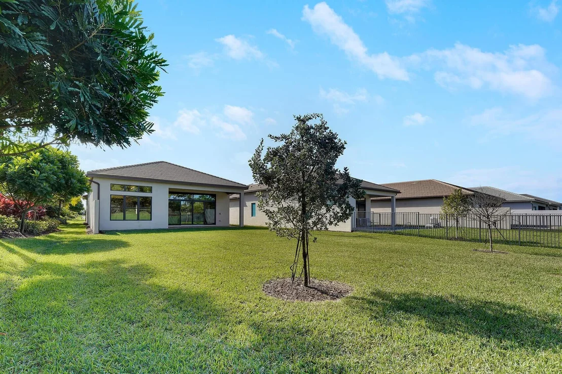 Photo of 9223 Mountain Pine Grove