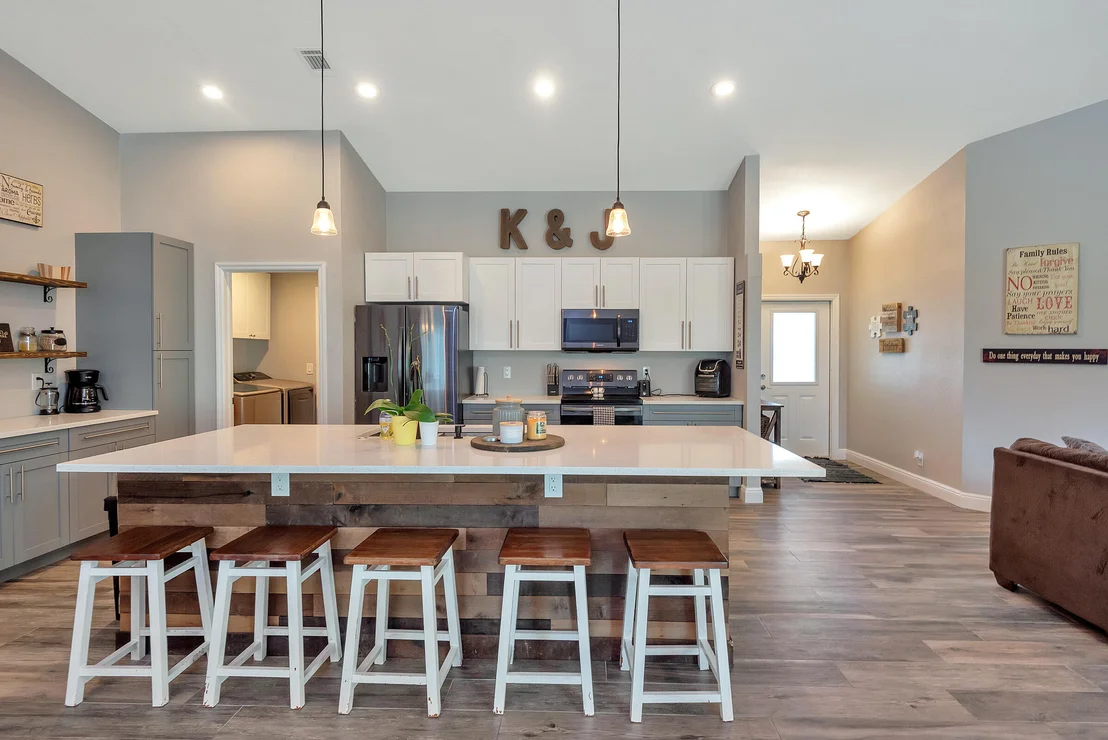 Photo of 5161 Rosen Boulevard