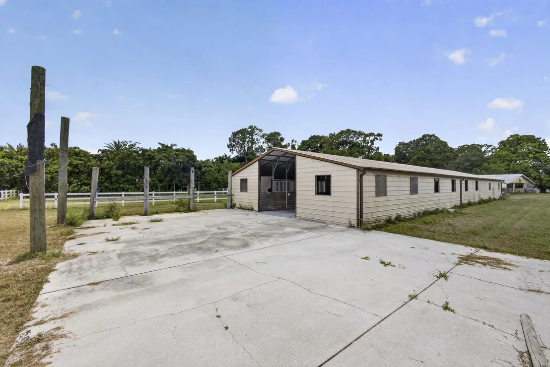 Photo of 2944 A Road