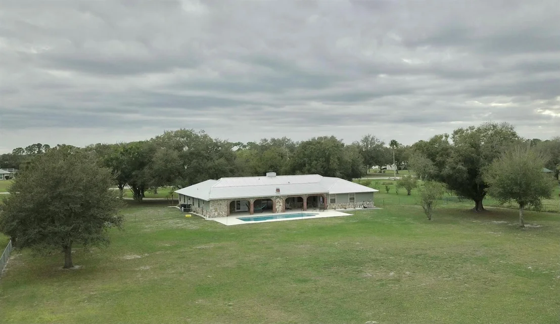 Photo of 2267 NE 54th Trail