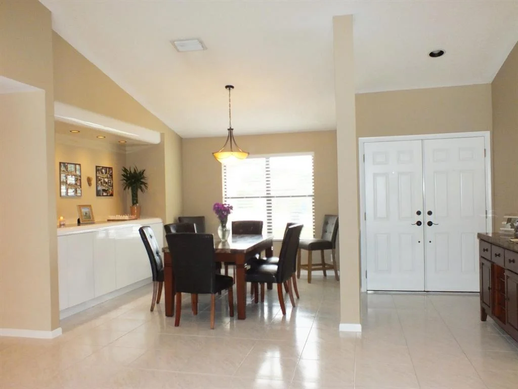 Photo of 115 Laurel Way