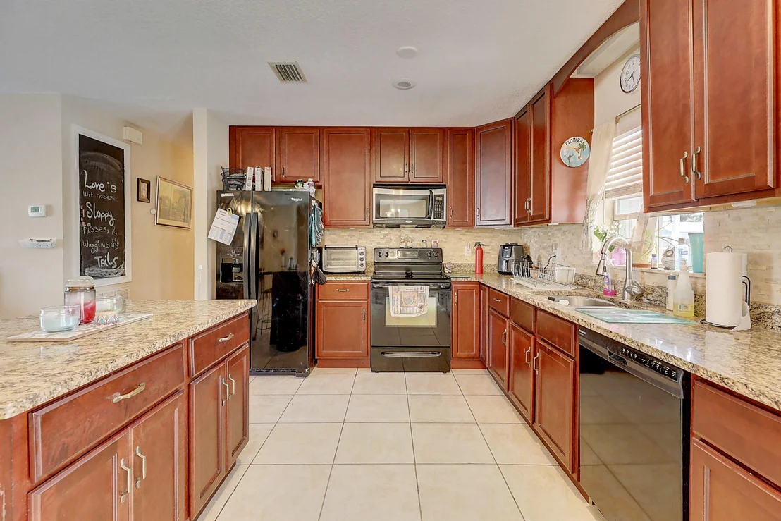 Photo of 5906 Cassia Drive