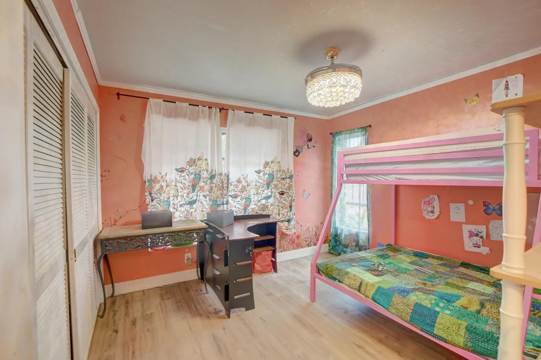 Photo of 299 Del Rio Boulevard
