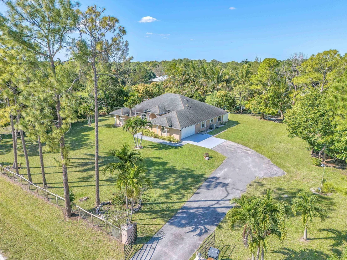 Photo of 14645 86th Road