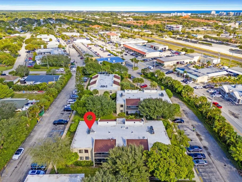 Photo of Unit C7 at 150 Pineview Road