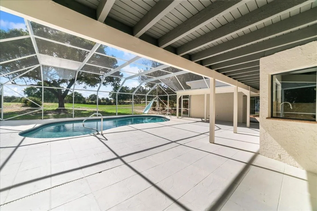 Photo of 8600 Gatehouse Road