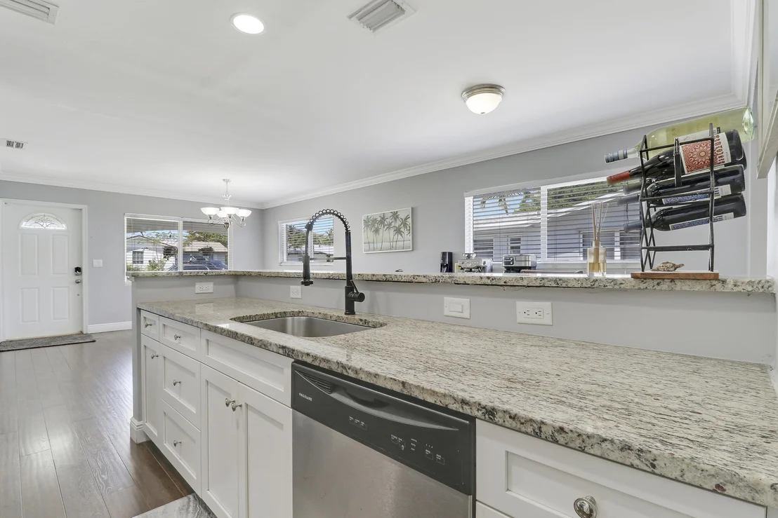 Photo of 532 Riverside Drive