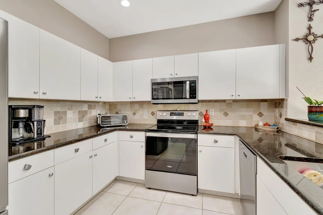 Photo of 6788 Hendry Drive