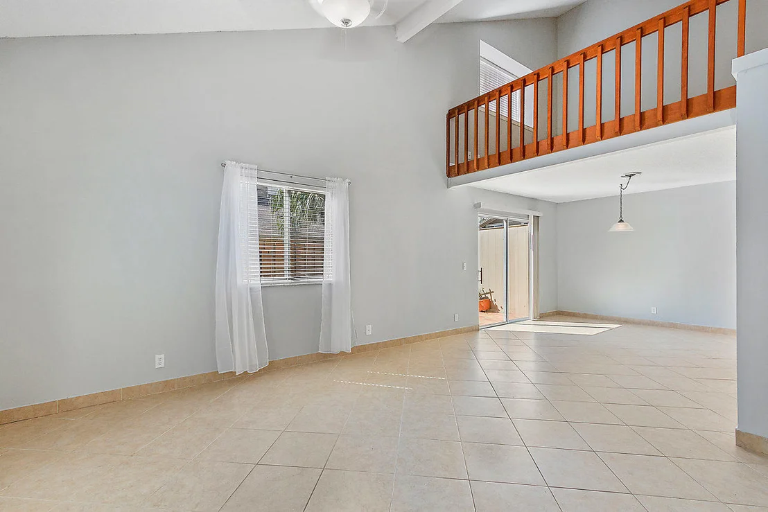 Photo of 302 Maplecrest Circle