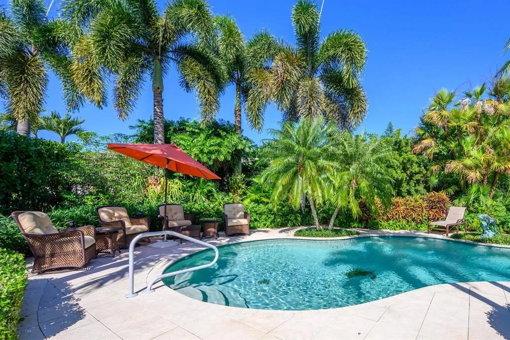 Photo of 4695 Sabal Palm Drive