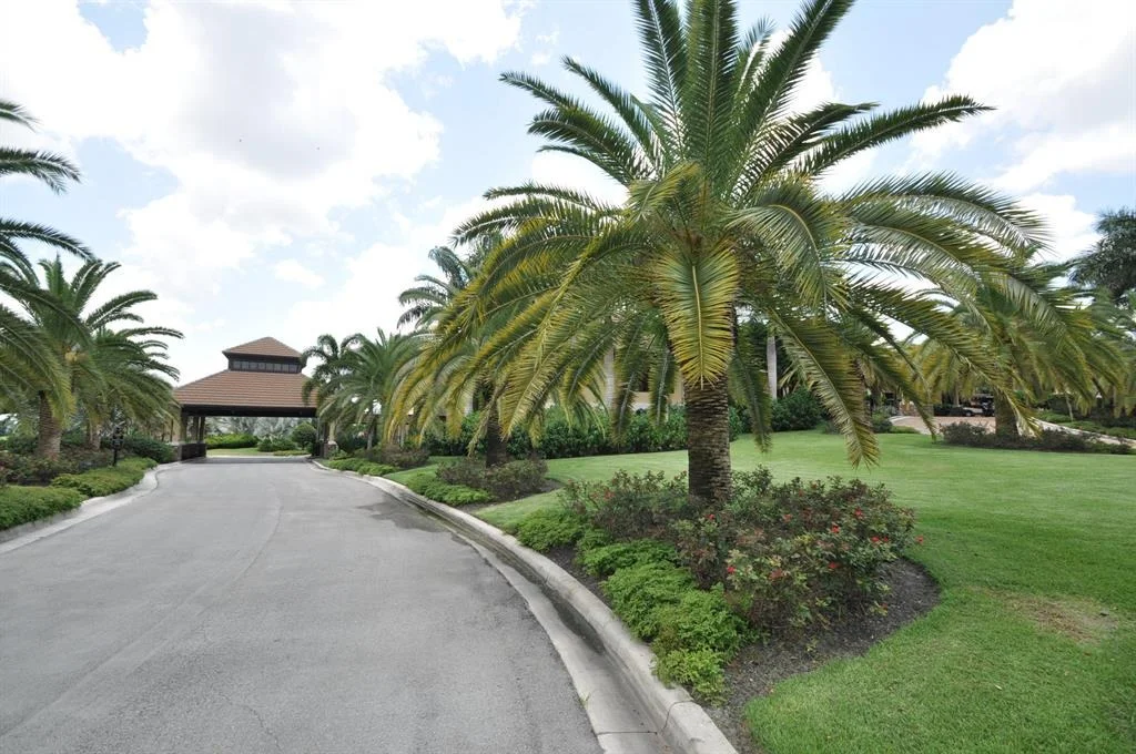 Photo of 7064 Mandarin Drive
