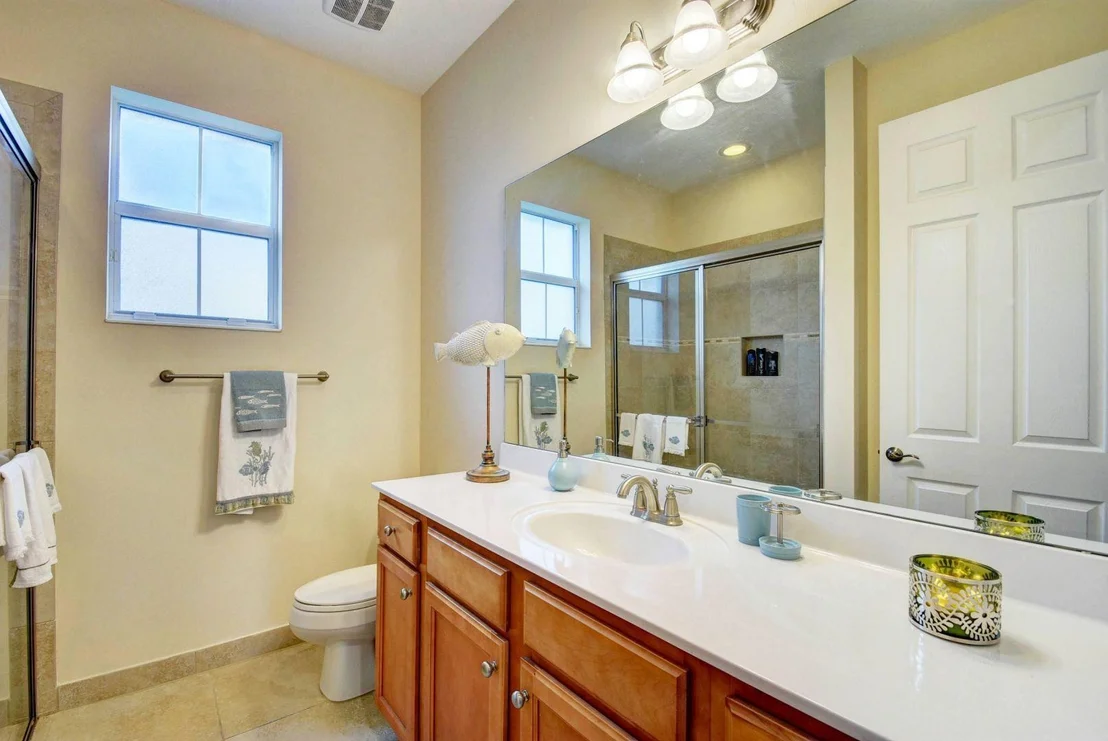 Photo of 9536 Phipps Lane
