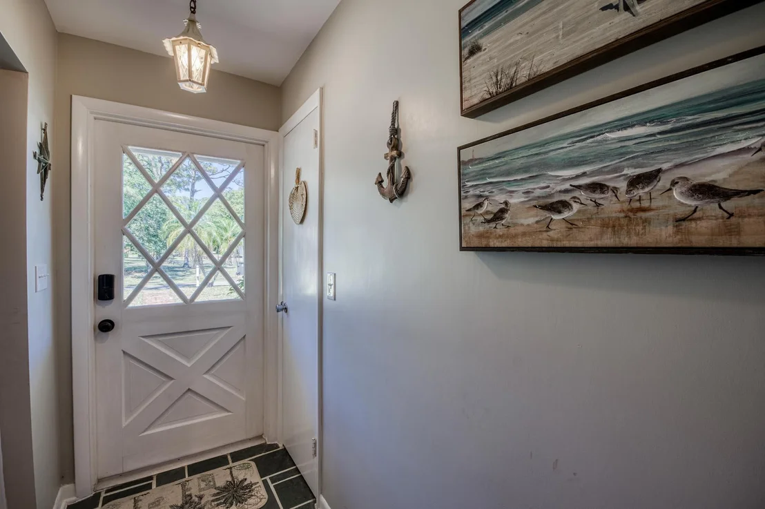 Photo of 5528 Hibiscus Road