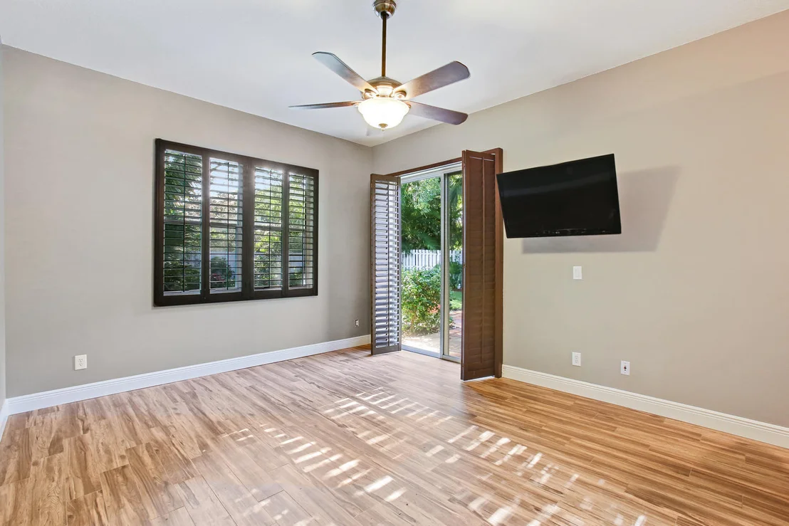 Photo of 7777 Manor Forest Lane