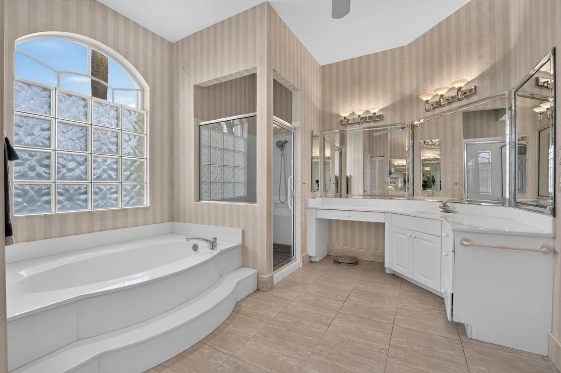 Photo of 7622 Northport Drive