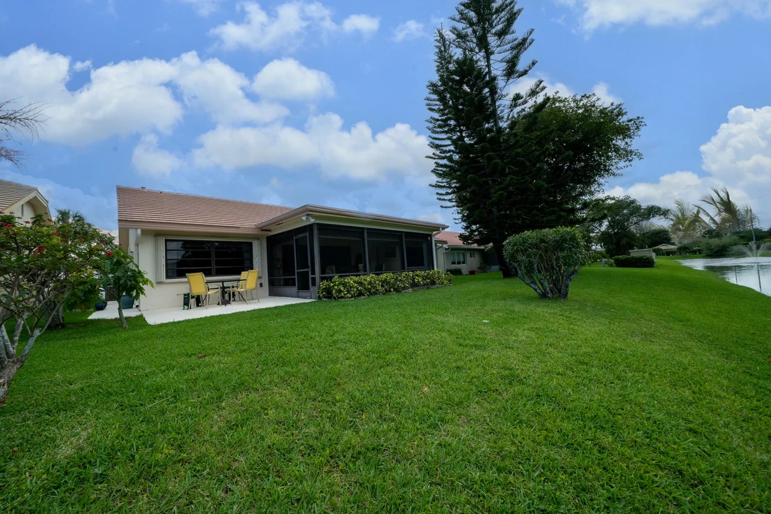 Photo of 6087 Petaluma Drive